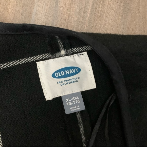 Old Navy wool blend plaid poncho top black white size XL-XXL - Picture 6 of 6